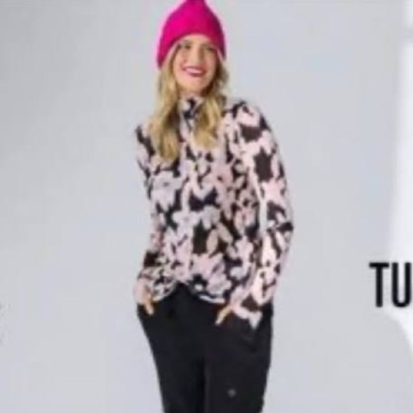 NWT. | Cabi 4422 Mesh Turtleneck - Picture 2 of 5